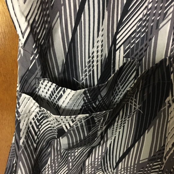 Barco Uniforms Scrub top •2X 💕🌸 - Picture 3 of 5